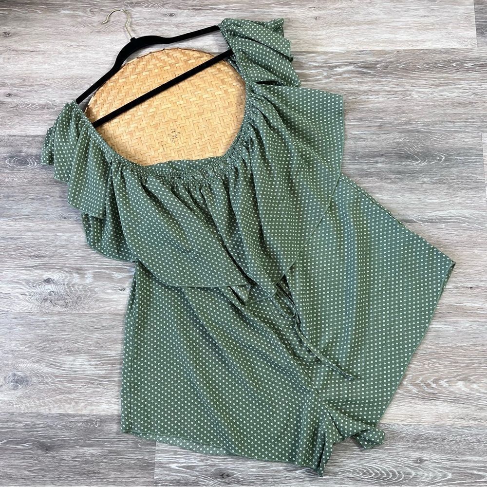 Green speckled off shoulder romper plus size